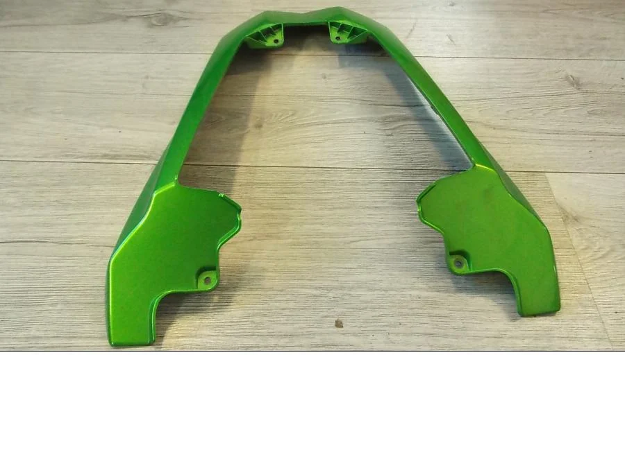 Zadní křídlo Kawasaki