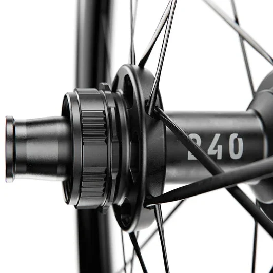 Pár kol DT SWISS ARC 1400 DICUT 65 Tubeless Ready (Center Lock)