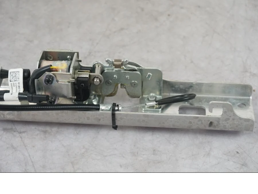 Mechanismus zámku sedla KTM