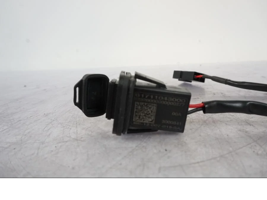 USB zásuvka KTM