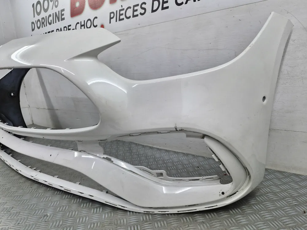 Přední nárazník Mercedes Třída E C207 Coupé Fáze 2 — Originální použitý díl MERCEDES - BENZ