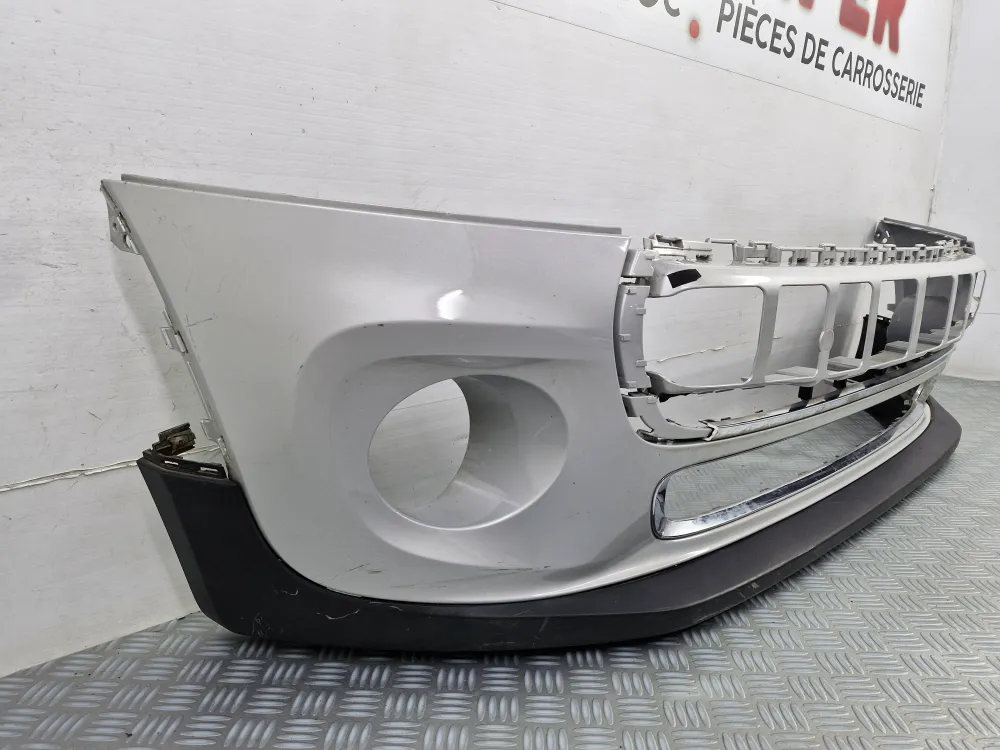 Přední nárazník Mini F55/F56/F57 Fáze 1 (01/2014 - 12/2021) - Původní použitý díl