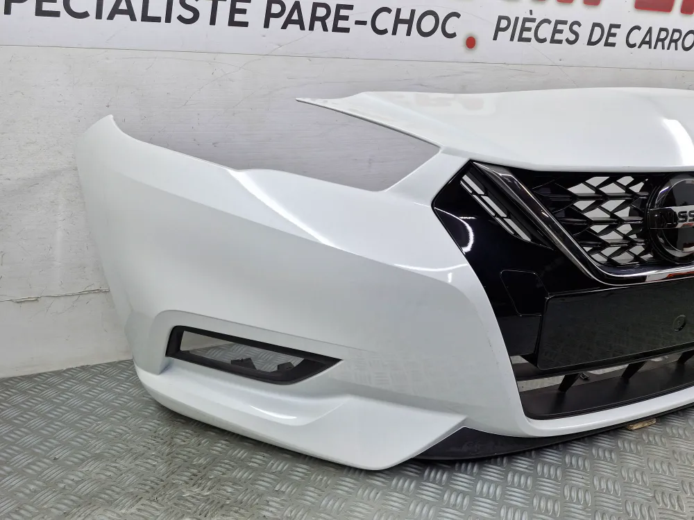 Přední nárazník Nissan Micra V nový originální kompletní (od 02/2017)