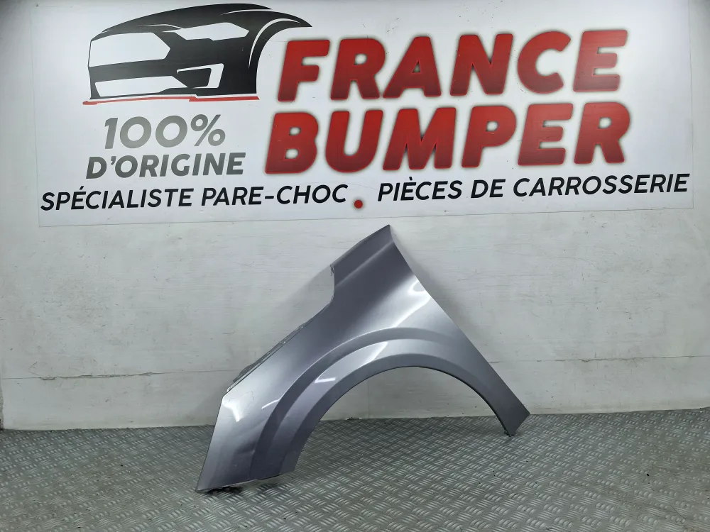 Levý přední blatník Peugeot 208 II (od 09/2019) originál použitý
