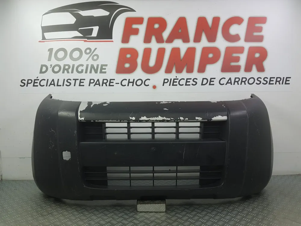 Přední nárazník Citroen Nemo / Peugeot Bipper použitý