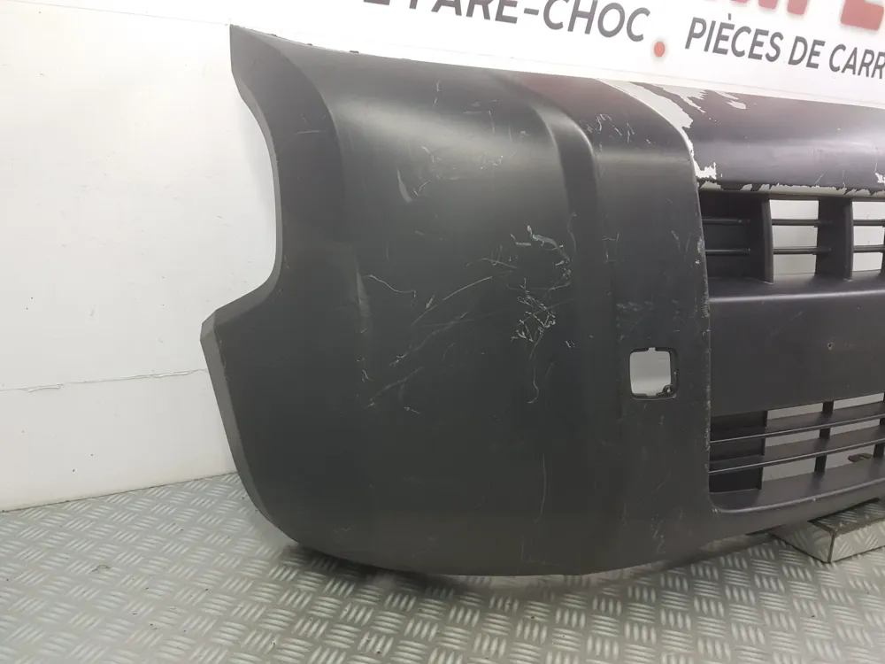 Přední nárazník Citroen Nemo / Peugeot Bipper použitý
