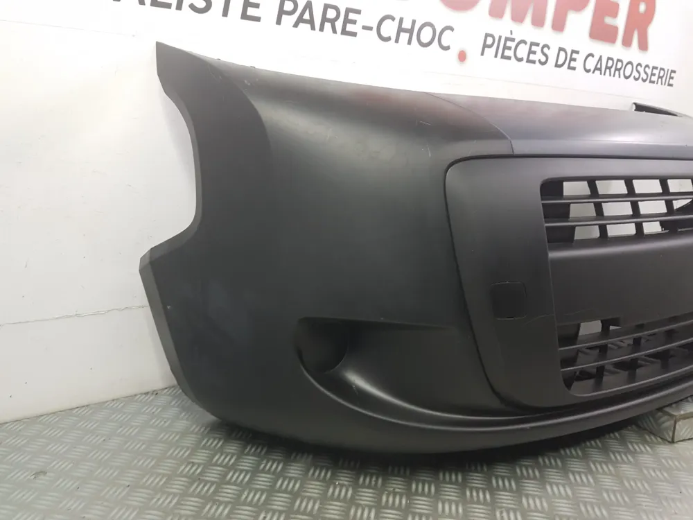 Přední nárazník Citroen Nemo / Peugeot Bipper / Fiat Qubo 3 použitý