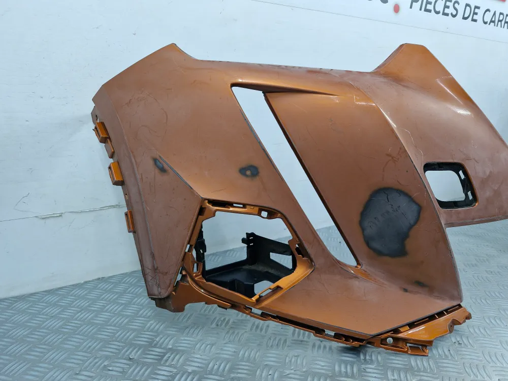 Přední nárazník Peugeot 2008 (2) fáze 1 použitý