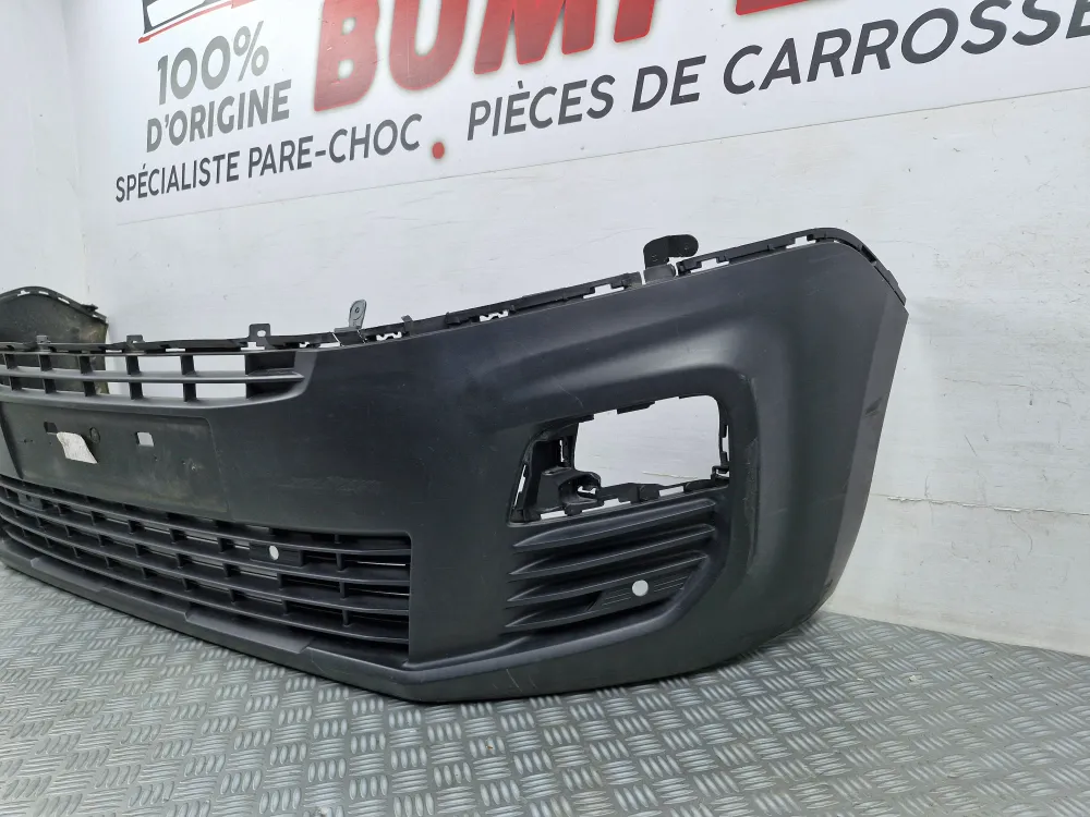 Přední nárazník Peugeot Partner 3 / Citroën Berlingo 3 / Fiat Doblo (od 05/2018)