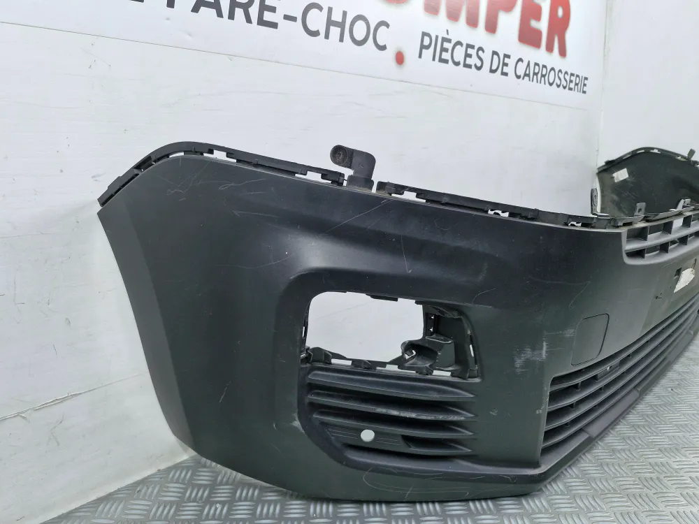 Přední nárazník Peugeot Partner 3 / Citroën Berlingo 3 / Fiat Doblo (od 05/2018)