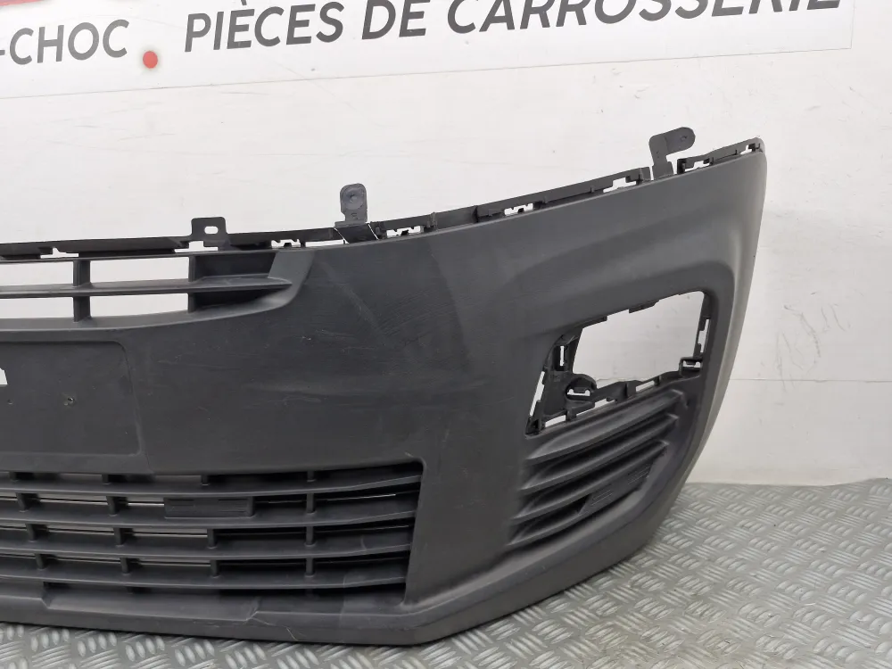 Přední nárazník Peugeot Partner 3 Fáze 1 (od 05/2018) – Originální použitý díl
