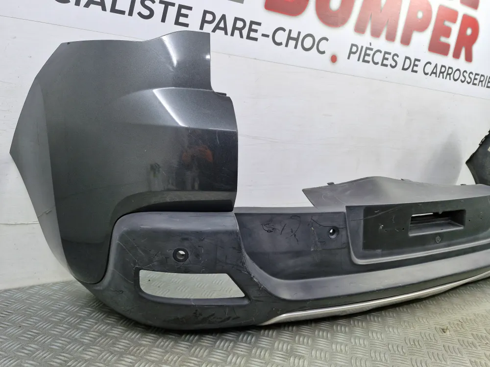 Zadní nárazník Peugeot 3008 (1) použitý