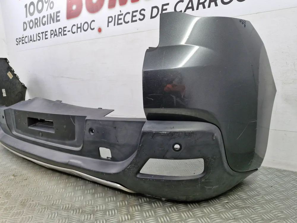 Zadní nárazník Peugeot 3008 (1) použitý