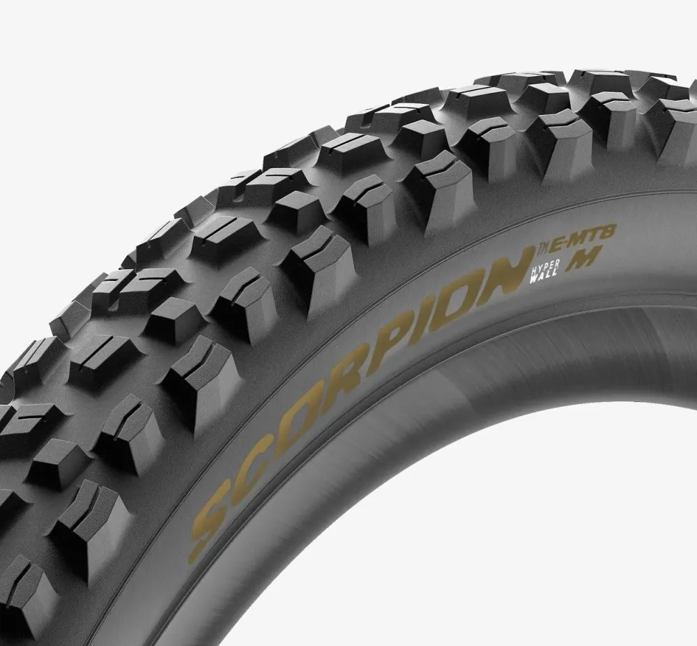 PIRELLI SCORPION E-MTB M 29x2.6 Tubeless Ready Soft Black/Gold 4355600 pneumatika