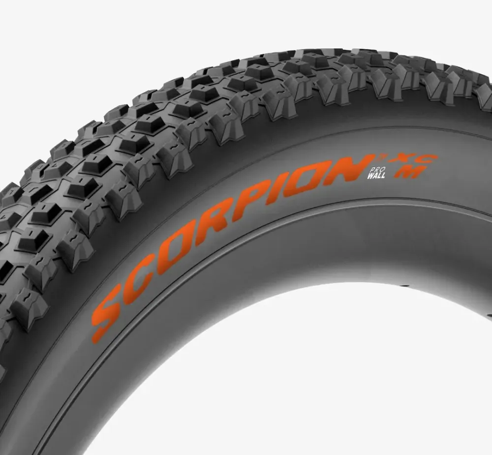 Pneumatika PIRELLI SCORPION XC M 29x2.4 ProWall Tubeless Ready Soft Black/Orange 4354500