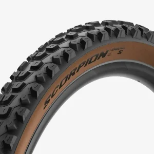 Pneumatika PIRELLI SCORPION ENDURO S COLOUR EDITION 29x2.40 HardWall Tubeless Ready Soft 4190100
