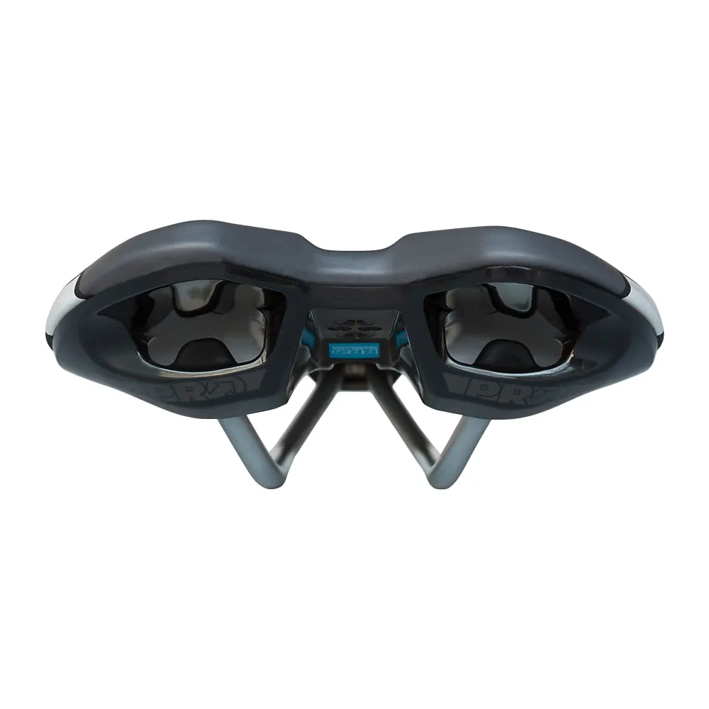 PRO FALCON Sedlo 152mm Crmo Rails Black