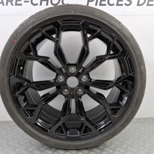 19palcová alu kola Renault Mégane 4 RS – originál z druhé ruky s novou pneumatikou