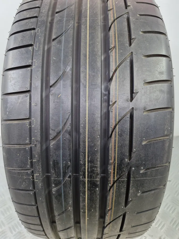 19palcová alu kola Renault Mégane 4 RS – originál z druhé ruky s novou pneumatikou