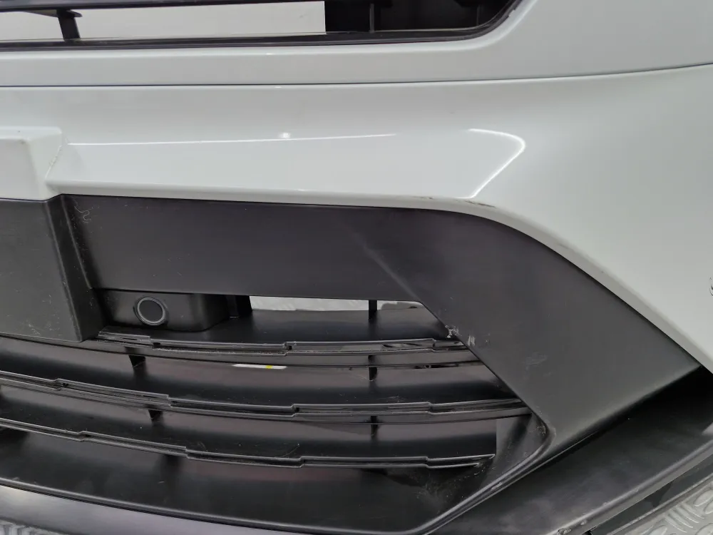 Kompletní přední nárazník Renault Captur II fáze 2 (od 06/2024) — originální použitý díl