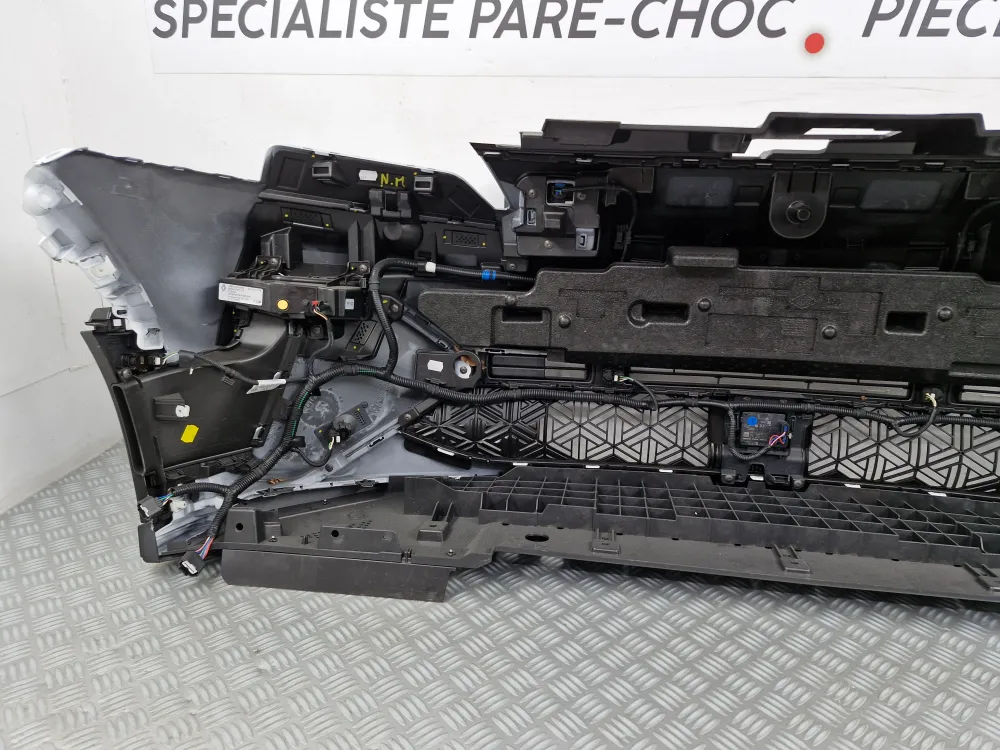 Přední nárazník Renault 5 Alpine A290 (od 09/2024) – originál použitý s radary Park Assist