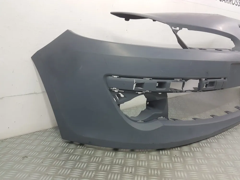 Přední nárazník Renault Clio 3 fáze 1 (185) nový ***