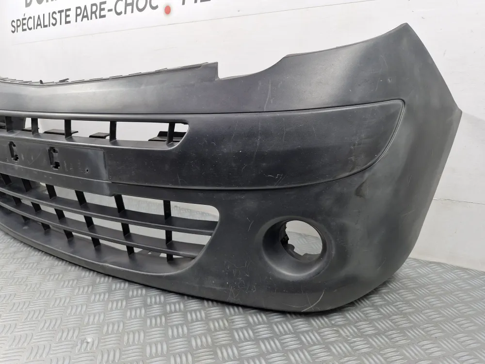 Přední nárazník Renault Kangoo 2 Fáze 1 (od 10/2008 do 03/2013) – Originální použitý díl