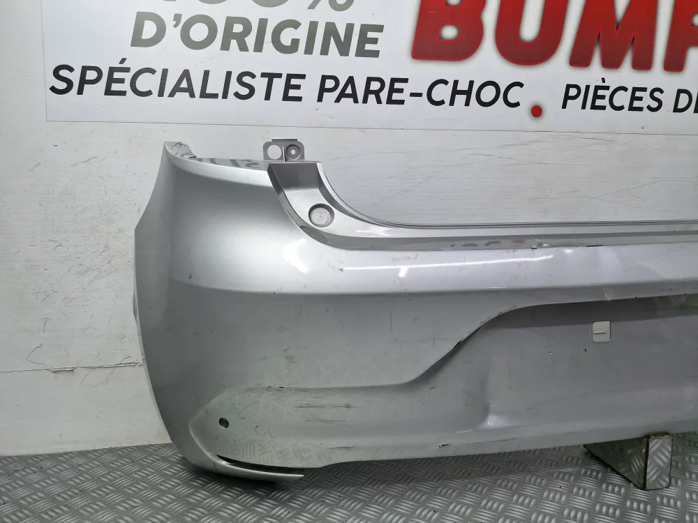 Zadní nárazník Renault Clio 5 Fáze 1 (od 04/2019) – Originální použitý díl s radary