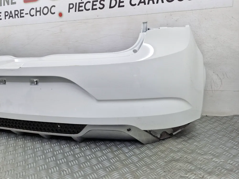 Zadní nárazník Renault Megane 4 GT-Line použitý