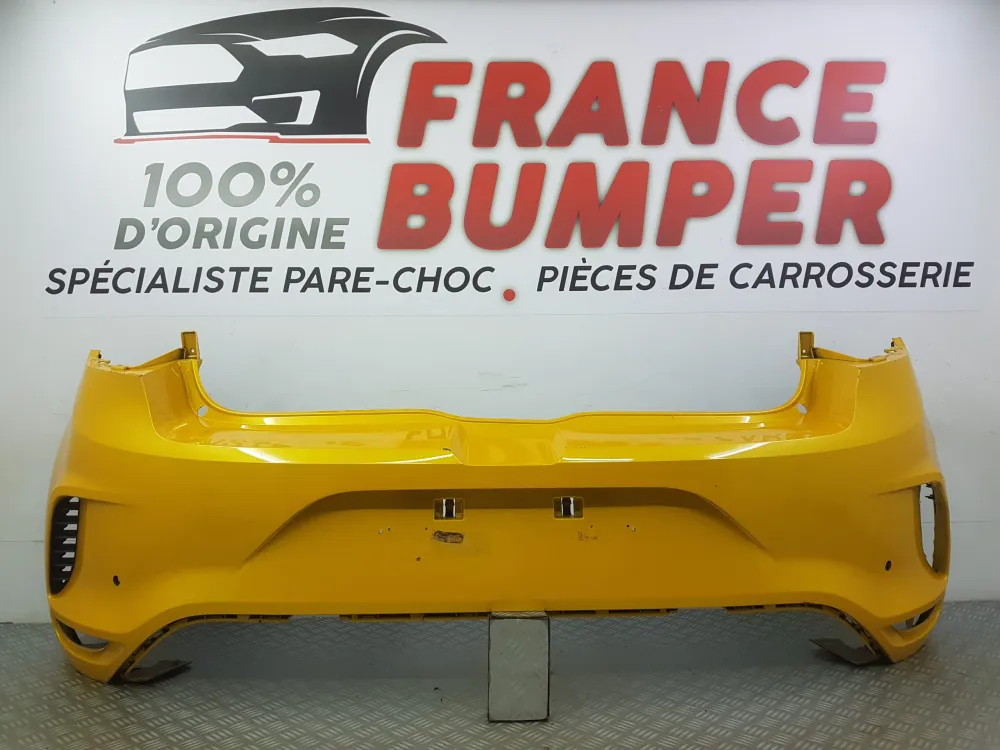 Zadní nárazník Renault Megane 4 RS použitý ***