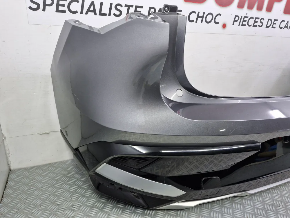 Zadní nárazník Renault Rafale nový kompletní