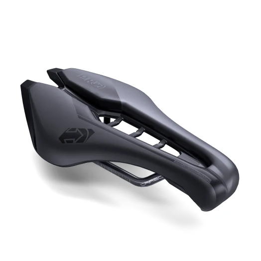 Sedlo PRO TSA TT/Tri 1.1 STEALTH AERO 132mm Carbon Rails Black