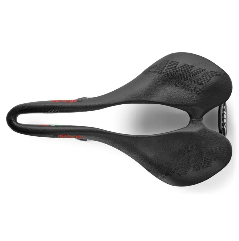 Sedlo SMP F30C SI Rails Carbon Black