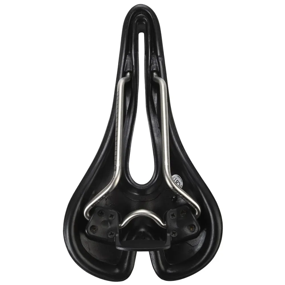 Sedlo SMP WELL GEL Šířka 144 mm Ocelové kolejnice Černá
