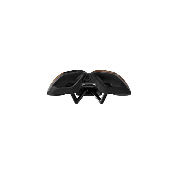 STEALTH PERFORMANCE CURVED 152mm PRO sedlo Hnědé ocelové kolejnice