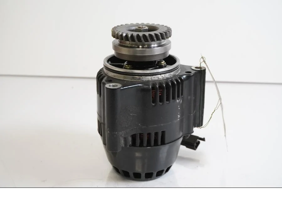 Alternátor Suzuki