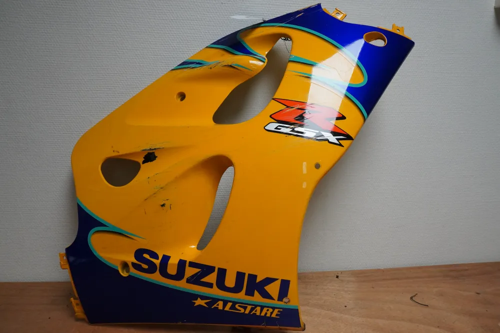 boční kryt Suzuki