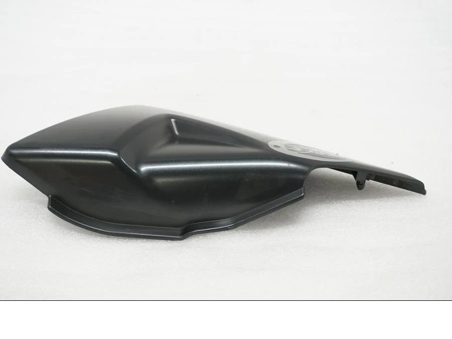 Boční panel Suzuki
