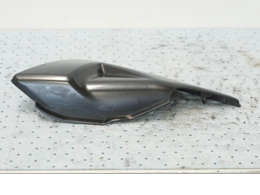 Boční panel Suzuki