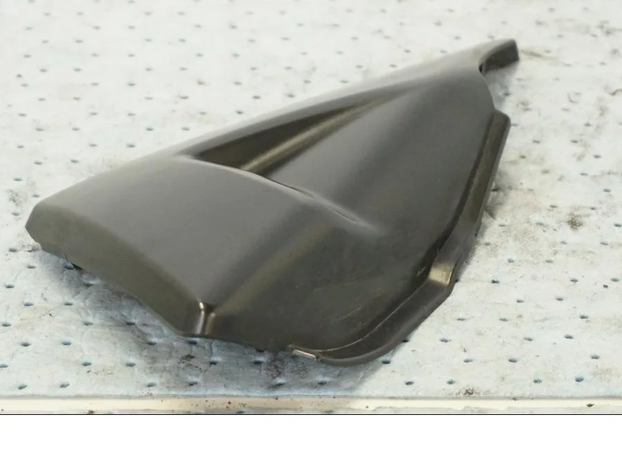 Boční panel Suzuki