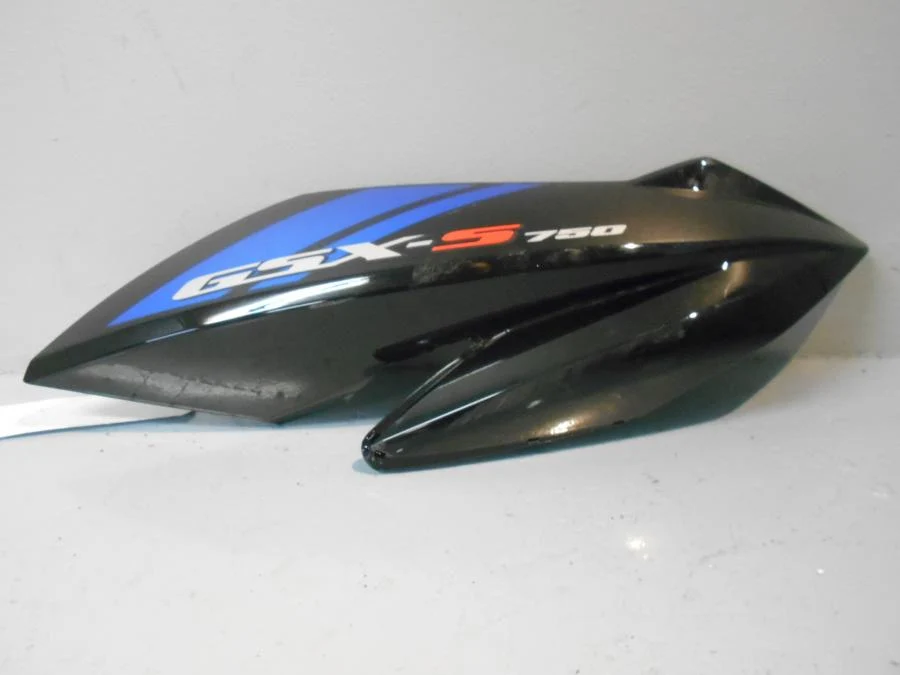 Boční panel Suzuki