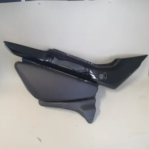 Boční panel Suzuki