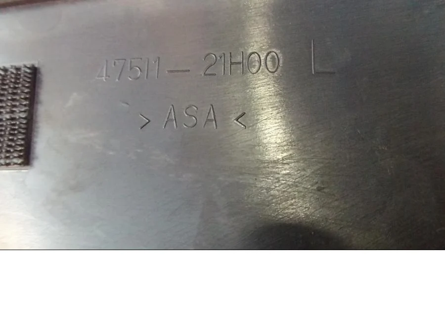 Boční panel Suzuki