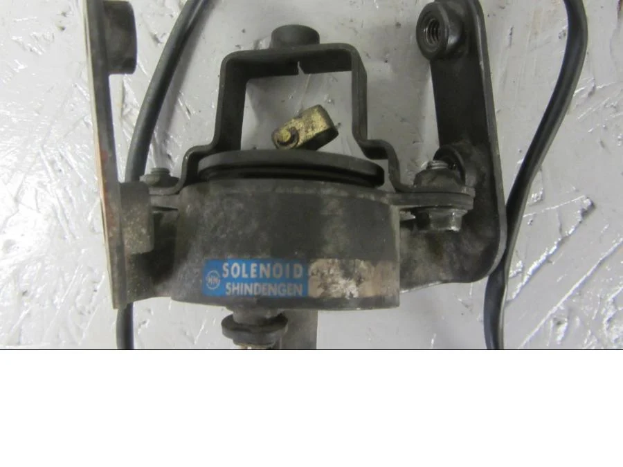 dekompresní solenoid Suzuki