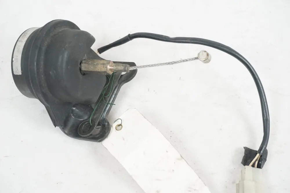 dekompresní solenoid Suzuki