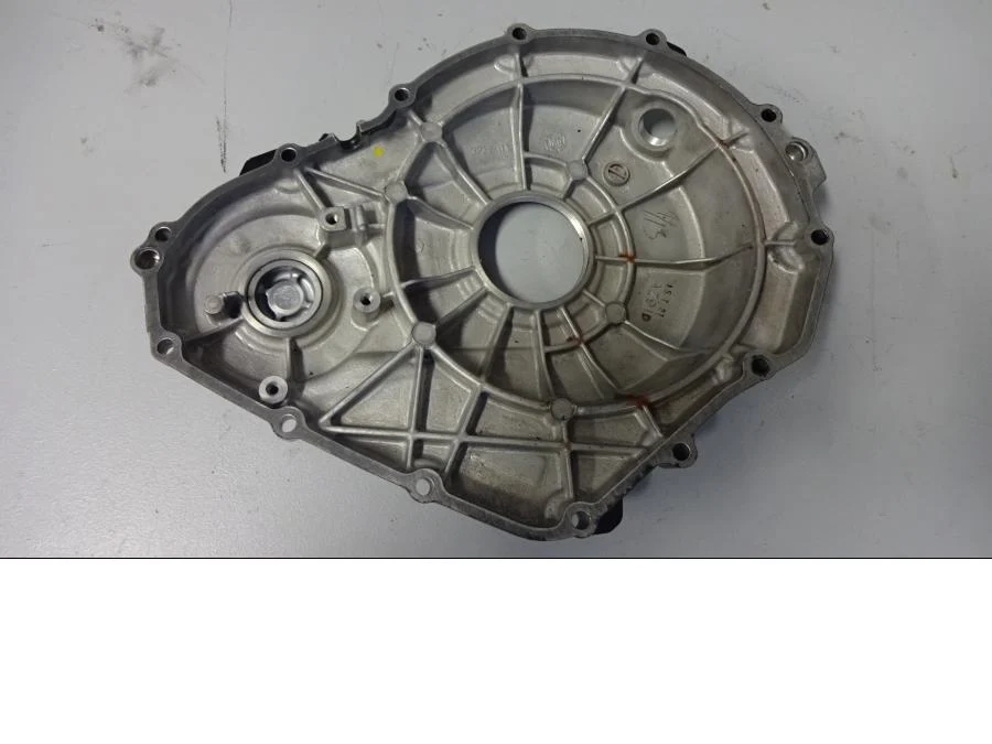 Kryt motoru Suzuki