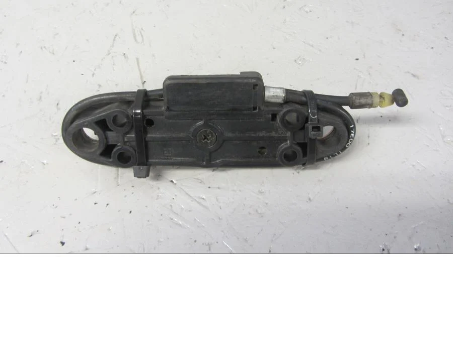 Mechanismus zámku sedla Suzuki