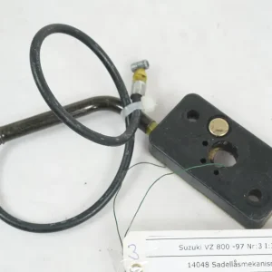 Mechanismus zámku sedla Suzuki