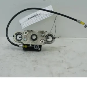 Mechanismus zámku sedla Suzuki