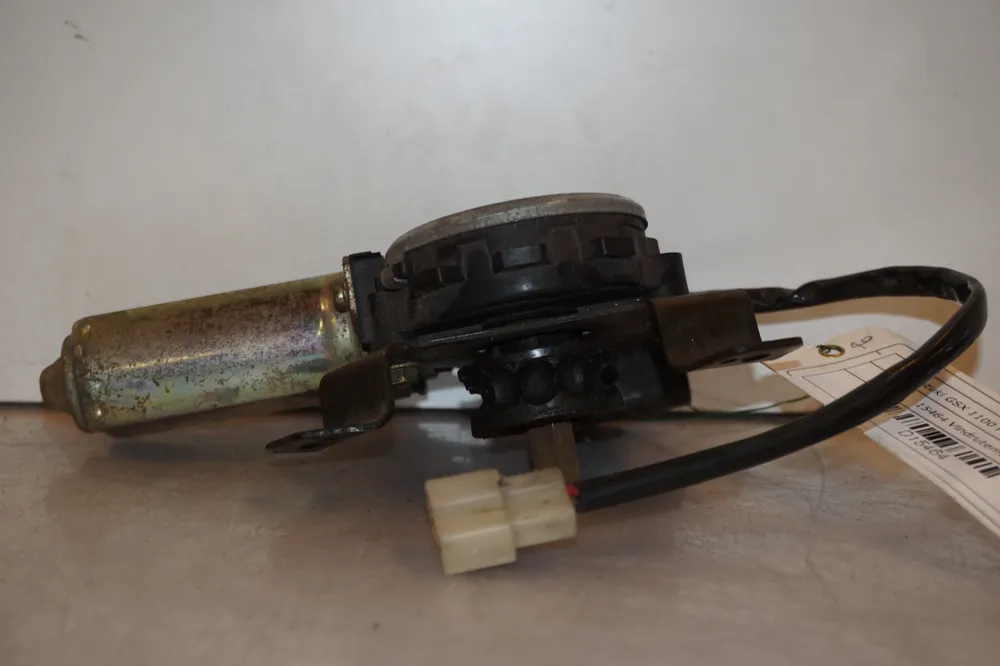 Motor stěrače Suzuki